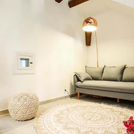 Appartement Spend Your Days Relaxing In Comfort Pula