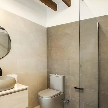 Spend Your Days Relaxing In Comfort *